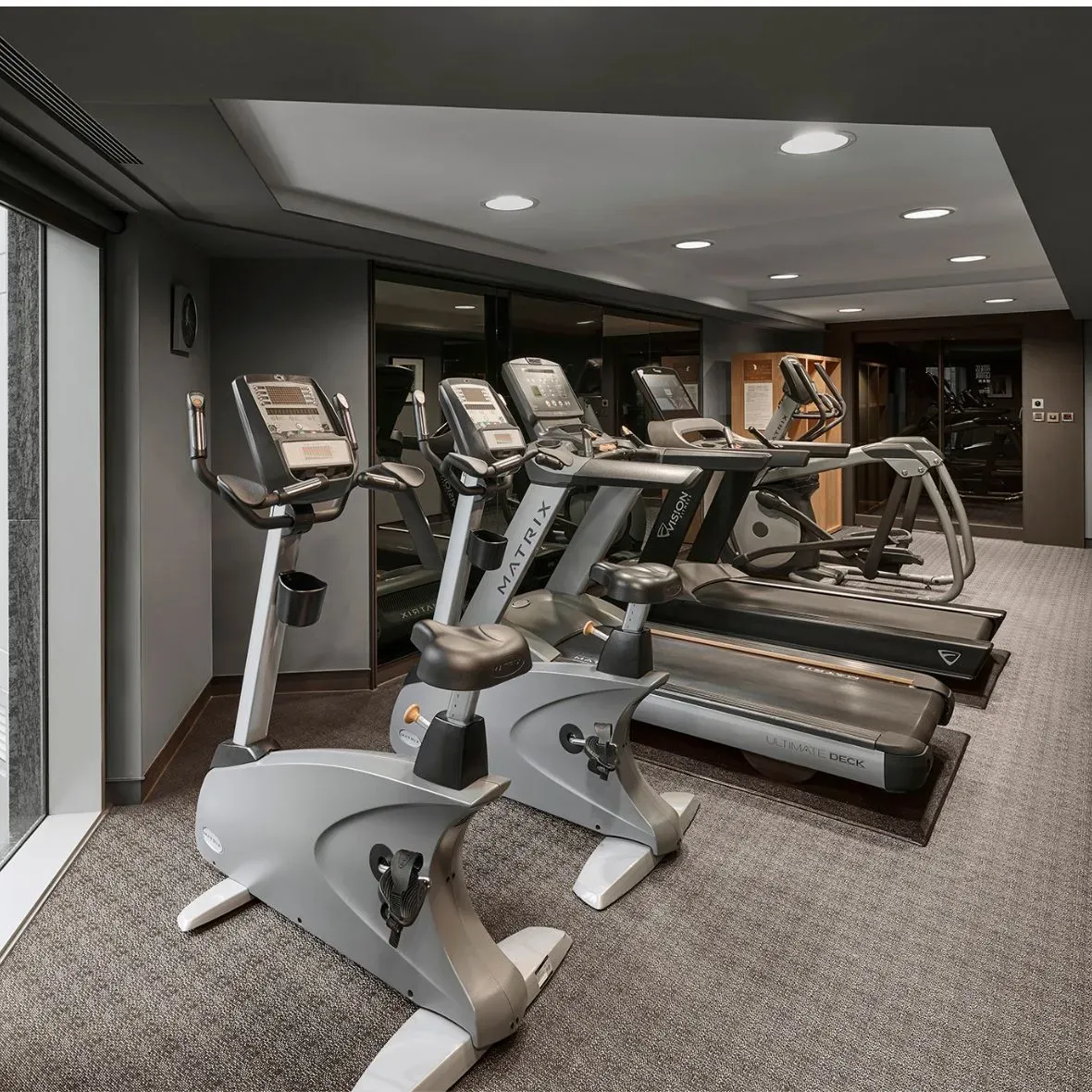 HOTEL COZZI和逸飯店│官網最優惠│線上快速訂房