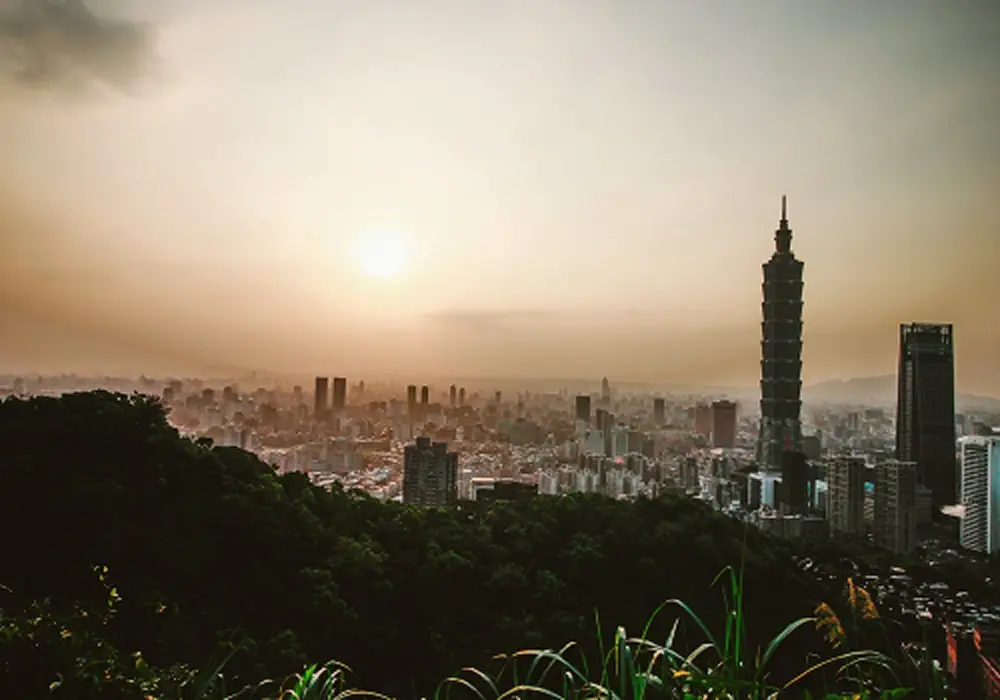 HOTEL COZZI和逸飯店│官網最優惠│線上快速訂房